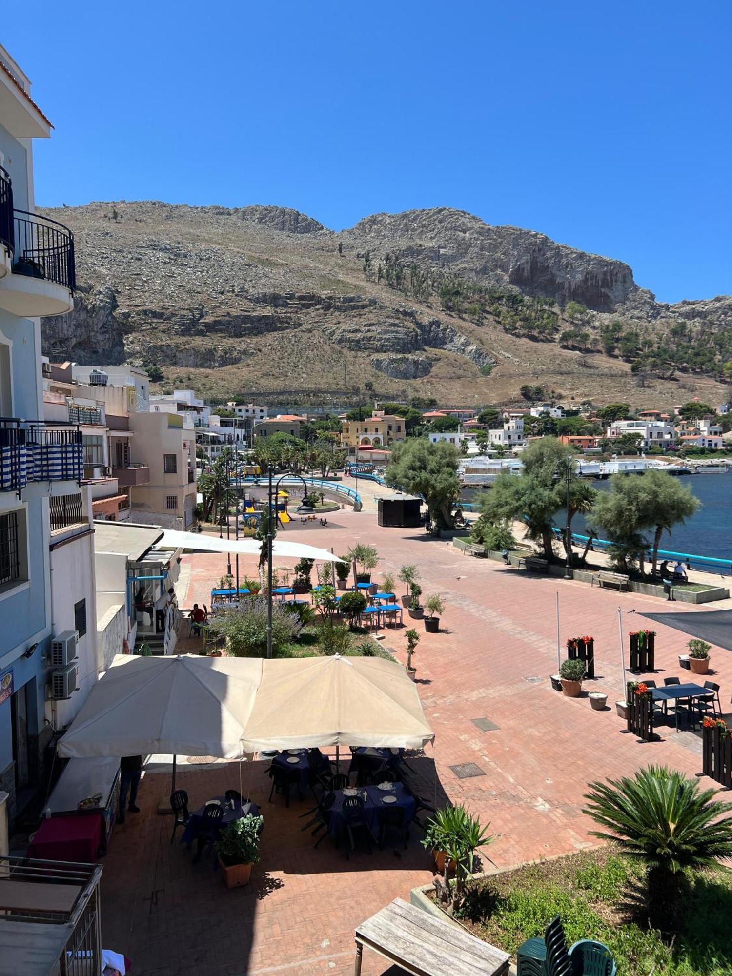 La Piazzetta A Mare Holiday House スフェッラカヴァッロ エクステリア 写真