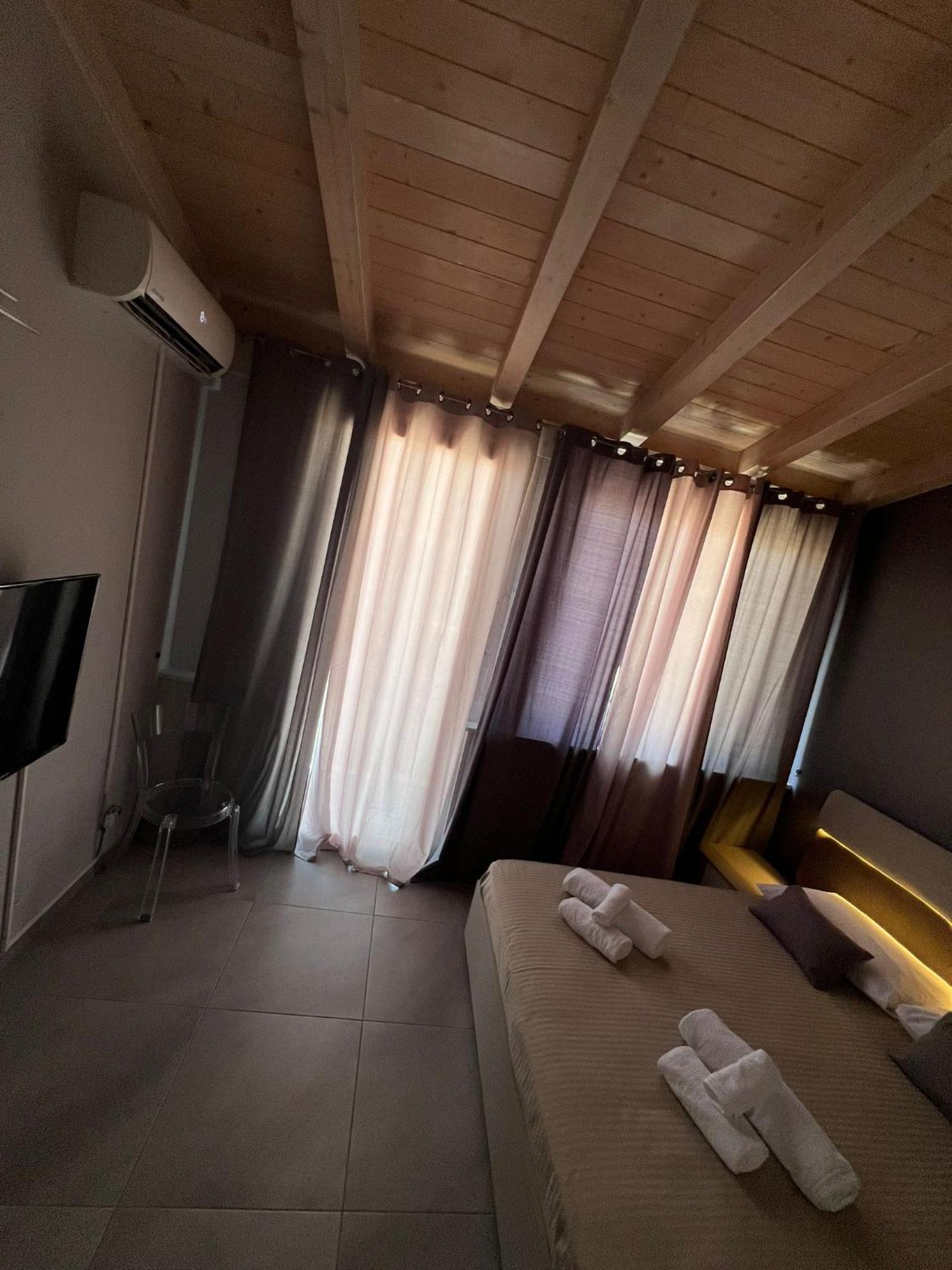 La Piazzetta A Mare Holiday House スフェッラカヴァッロ エクステリア 写真